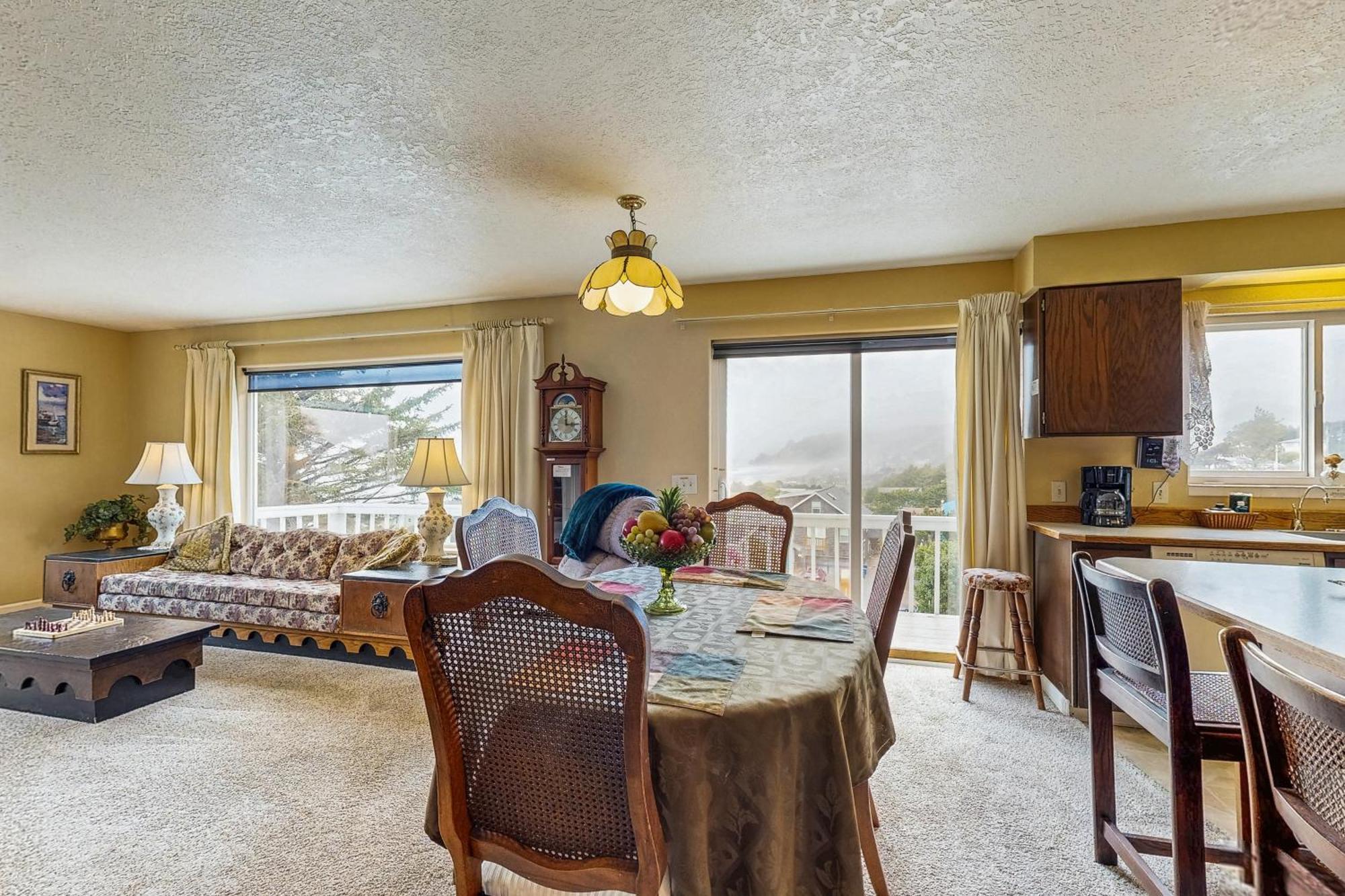 Ocean View Terrace Apartment Lincoln City Exterior photo